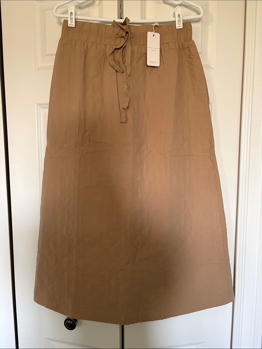 Casual Drawstring Midi Skirt in Tan